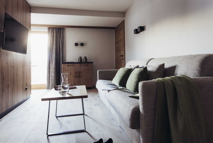 Zimmer Ötztal :: Ihr Zimmer & Ihre Suite in Oetz Zimmer Ötztal :: Ihr Zimmer & Ihre Suite in Oetz