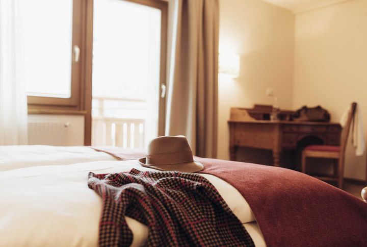 Zimmer Ötztal :: Ihr Zimmer & Ihre Suite in Oetz Zimmer Ötztal :: Ihr Zimmer & Ihre Suite in Oetz