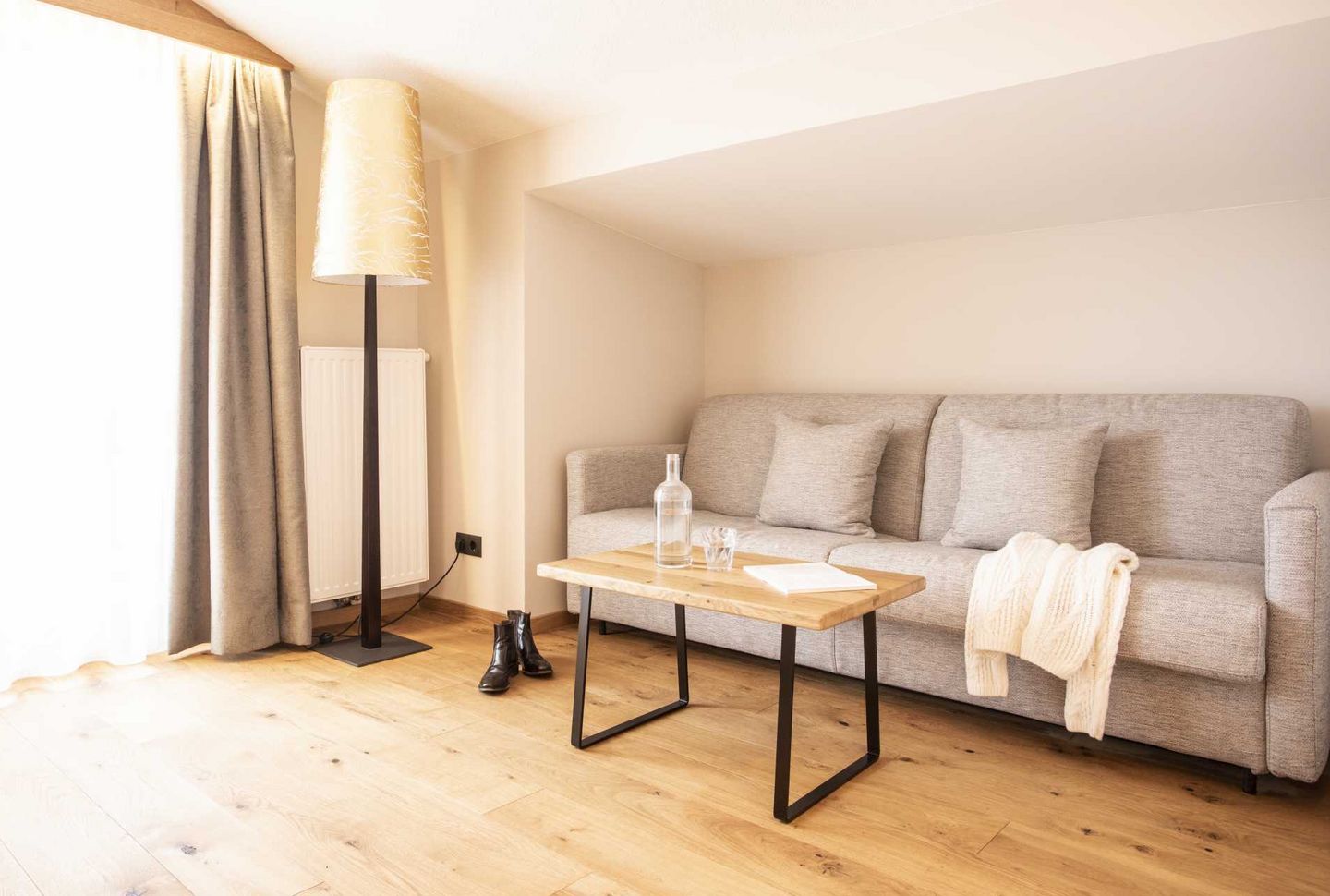 Zimmer Ötztal :: Ihr Zimmer & Ihre Suite in Oetz Zimmer Ötztal :: Ihr Zimmer & Ihre Suite in Oetz
