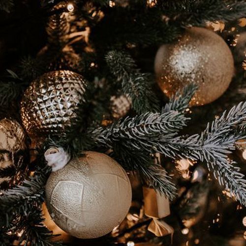 Weihnachtsglanz Angebot Hotel habicher hof Christbaumkugeln